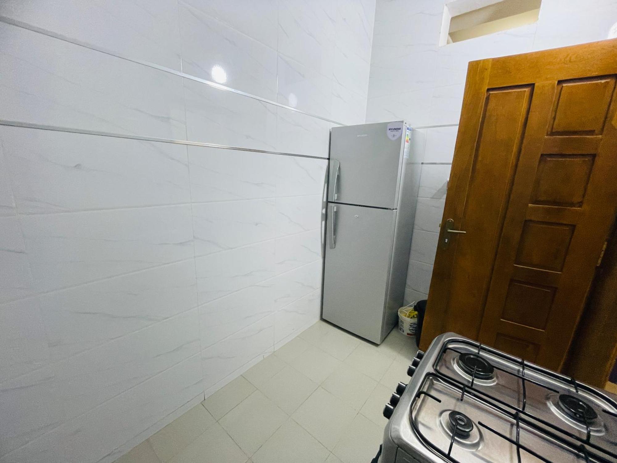 2 Calme-f3 Avec Ascenseur Maristes Apartment Dakar